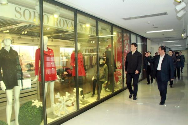 淮安市委书记姚晓东一行到K8凯发集团参观考察