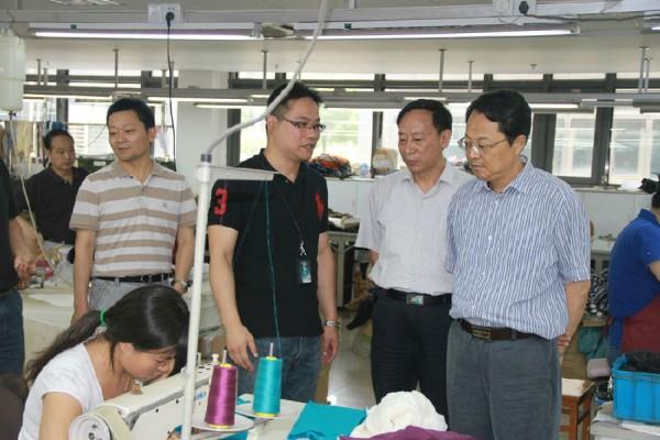 督导组王正宇组长赴凯发集团基层企业征求意见